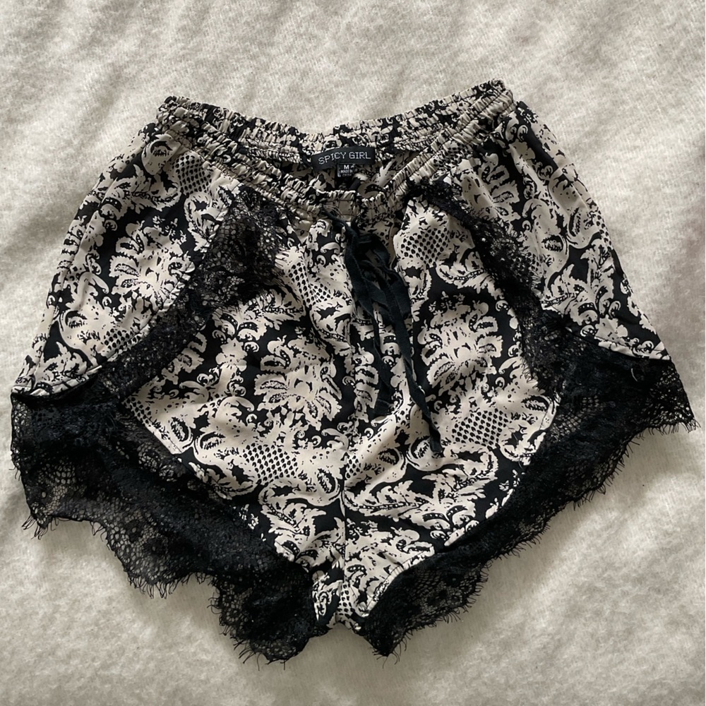 Spice girl chiffon shorts